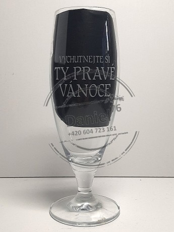 Na nožičce 0,3L 06c