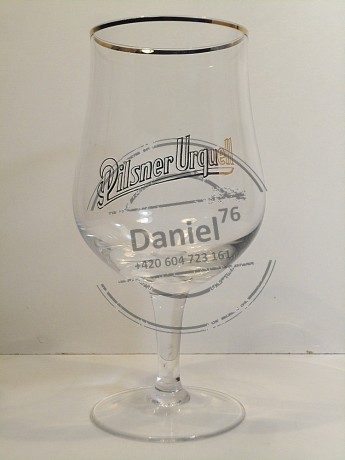 Na nožičce 0,5L 01